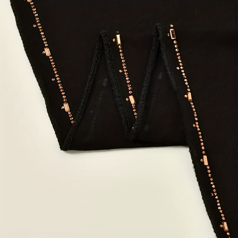 New Modal Solid Color Rhinestone Long Scarf Headscarf, Suitable for Muslim Women to Wear as a Hijab. Made of High-quality, Breathable, and Soft-touch Fabric, Available in Four Classic and Attractive Colors: Black, White, Khaki, and Coffee. Ideal for