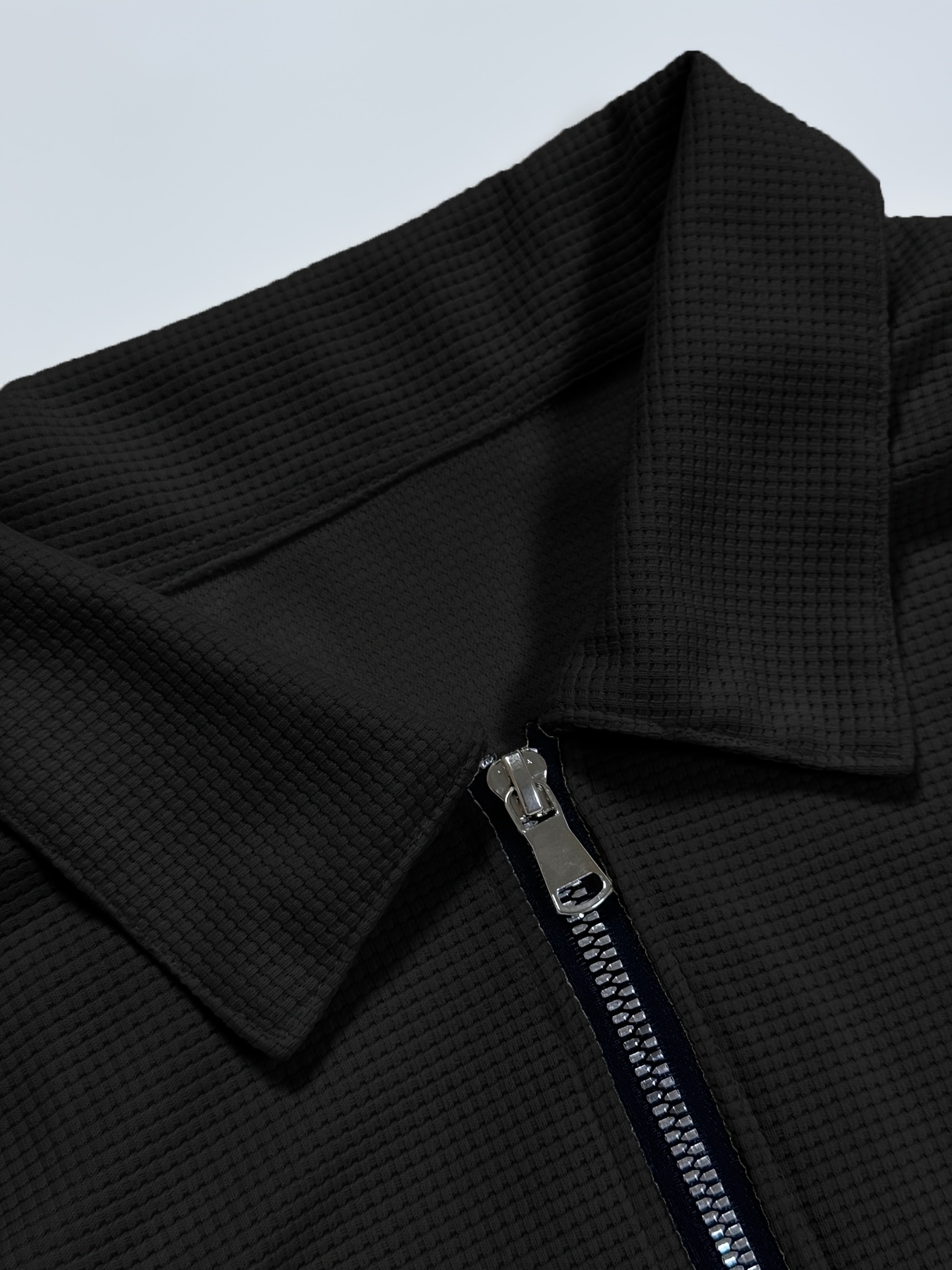 lässiges Pyjama-Set für Herren, gestrickter Stoff, Reverskragen, Reißverschlussdetail, reguläre Passform, 100% Polyester, 250g/m² - bequeme, leicht dehnbare Loungebekleidung