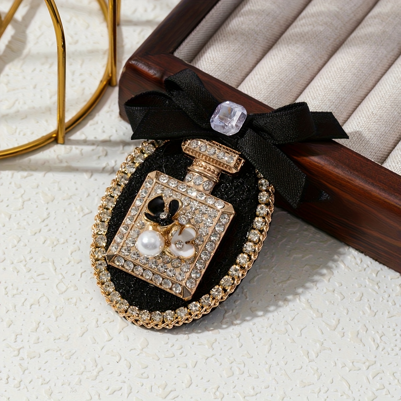 Image of 1pc, Elegant, Luxurious Retro Style, Perfume , Badge, Ribbon Bow, Inlay, Sparkling, Women's Brooch, Corsage Lapel Pin, Suitable For Daily Wear, Holiday Dates, Parties, And Gifts