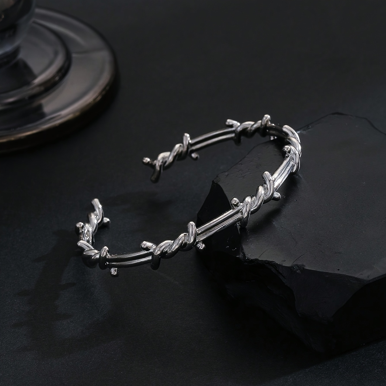 TEMU 1 bracelet à épines torsadées pour femmes