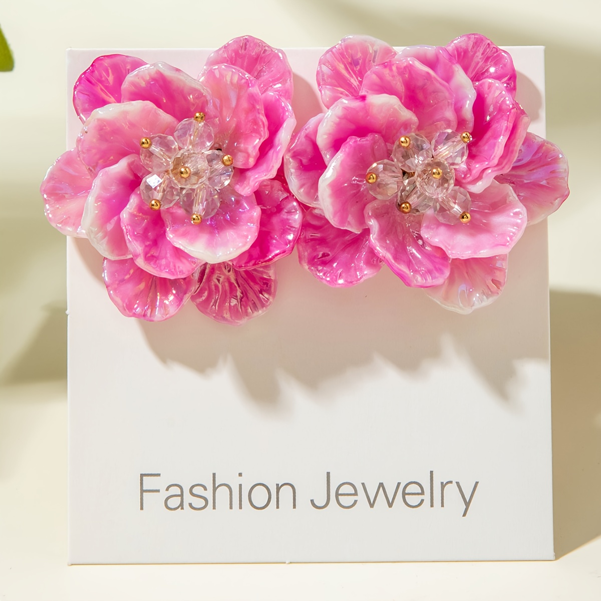 E-shop 1 Paar elegante stilvolle farbige Harz-Blumenohrringe, dreidimensionale realistische Blumen-Stecker, geeignet für Partys , ein ideales