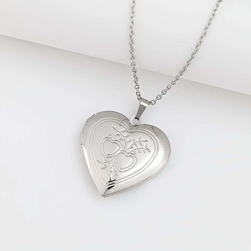Custom Heart-Shaped Photo Necklace — Personalized Gift for Loved Ones