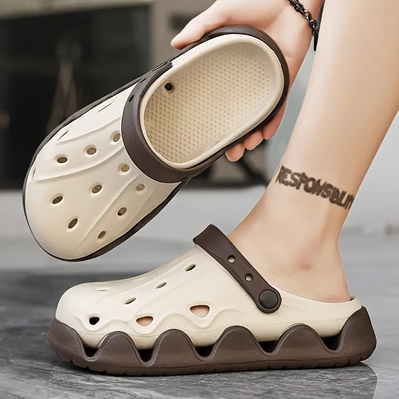 2025 summer new thick soled breathable non slip beach sandals stylish and water draining casual flip flops Product details 2
