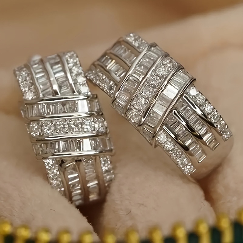 TEMU Pair Of Ladies' Fashion Hoop Earrings Pavé Cubic Zirconia Hoop Earrings Ladies' Wedding Engagement Wedding Earrings Everyday Elegant Jewelry