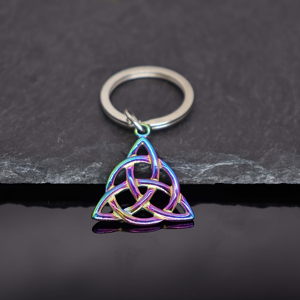 A Stylish Stainless Steel Triangle Keychain For 2024, Suitable For Men And Women, Perfect As A Unique Accessory For Bags Or Cars, And Makes A Great Small Birthday Gift