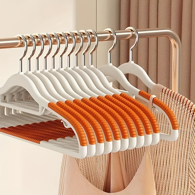 

10- Heavy Saving Closet Hangers 360 , Plastic Hangers For Dry And Wet Clothes