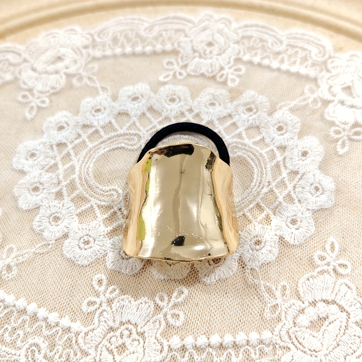 TEMU 1pc Anneau de Cheveux Décoratif en Métal Doré pour Femmes, Porte-Queue de , Pince à Cheveux Moderne et Minimaliste Dorée, Cadeau de Mariage et