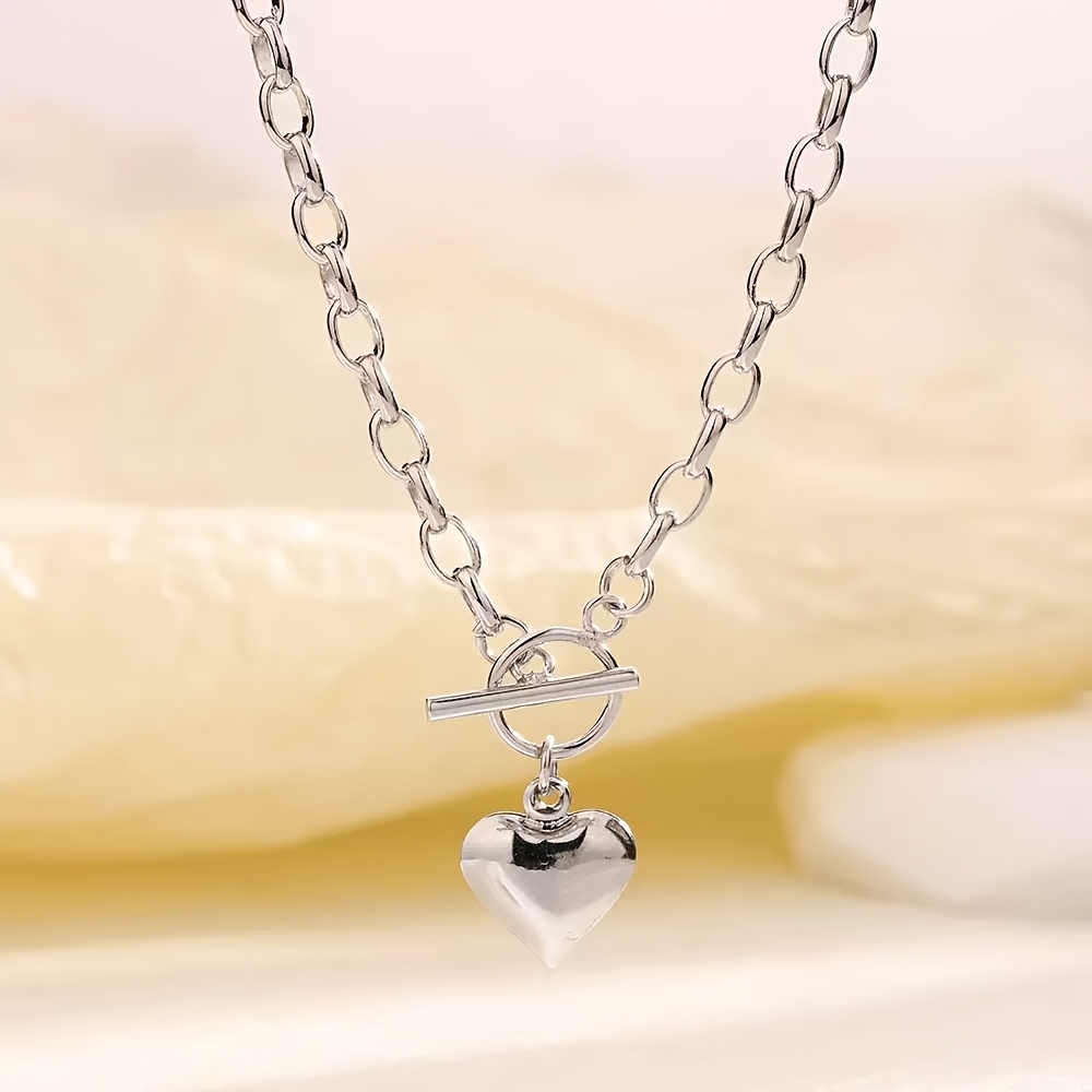 E-shop Leichter Luxus, elegant, niedliche Damen-Casual-Mode, Silberner Edelstahl-Herzanhänger Halskette