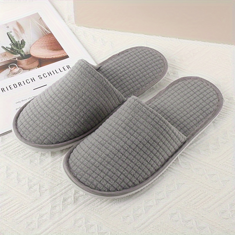 2pcs Cozy Fleece Slippers - Disposable, Warm, Soft Fabric, Ideal for Autumn & Winter, Perfect for Home, Hotel, Guest House Use, Food Service Equipment and Supplies