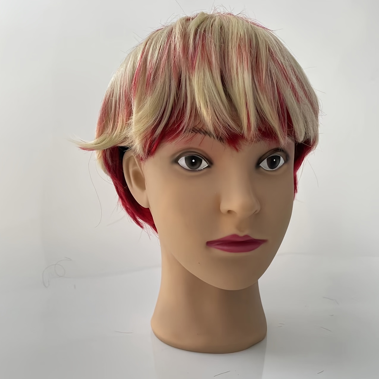 

Universal Adult Hairdresser Mannequin Head With Hairpiece Holder