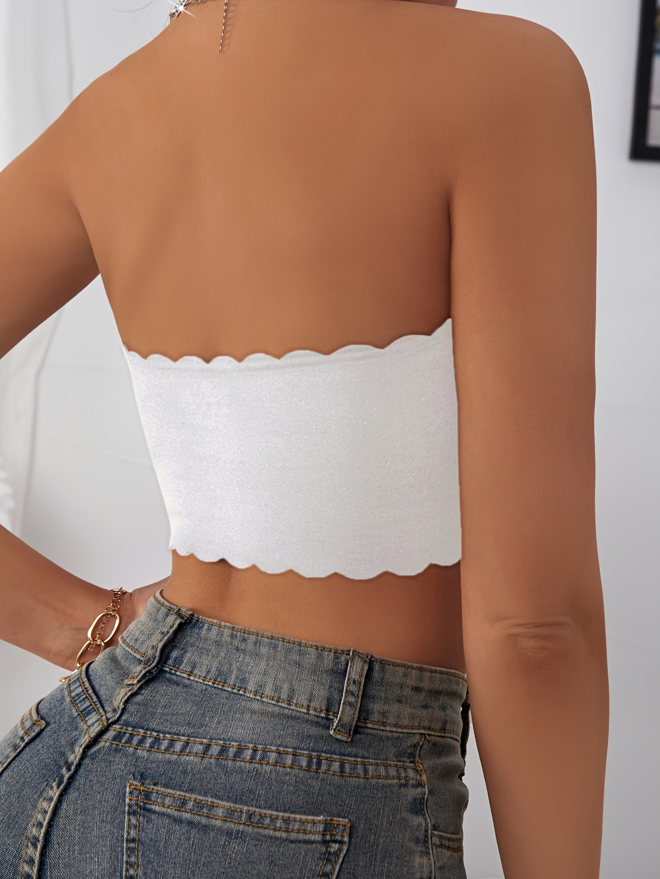 Stilingas bepetis push-up bandeau liemenėlė su išimamais įklotukais – be vielos, be vielinio