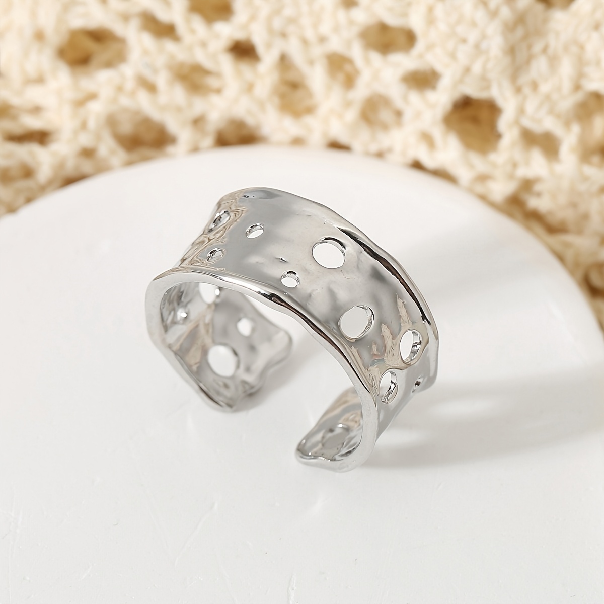 Exquisite Irregular Hollow Adjustable Ring, Unisex Fashion