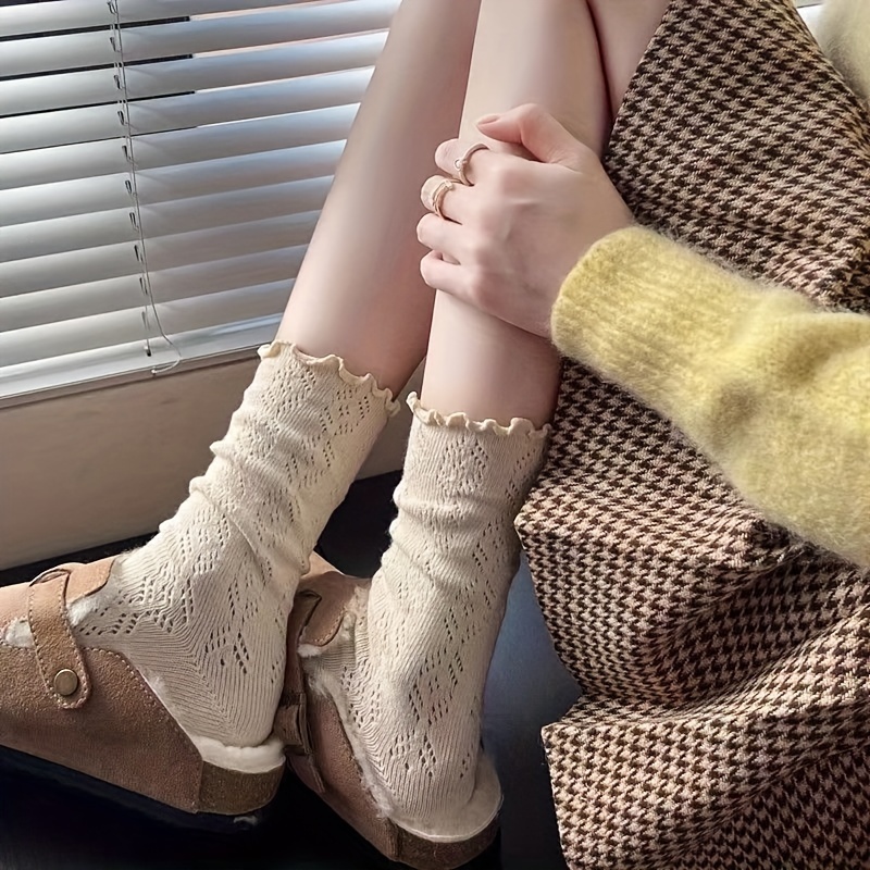 1/2/3 Pairs of Socks for Women, Japanese And Korean Style, Spring And Summer Solid Color Retro Hollow Breathable Mesh Socks for Women, Autumn Mid-Tube Pile Socks for Women, Lace Japanese Loose Socks Ins
