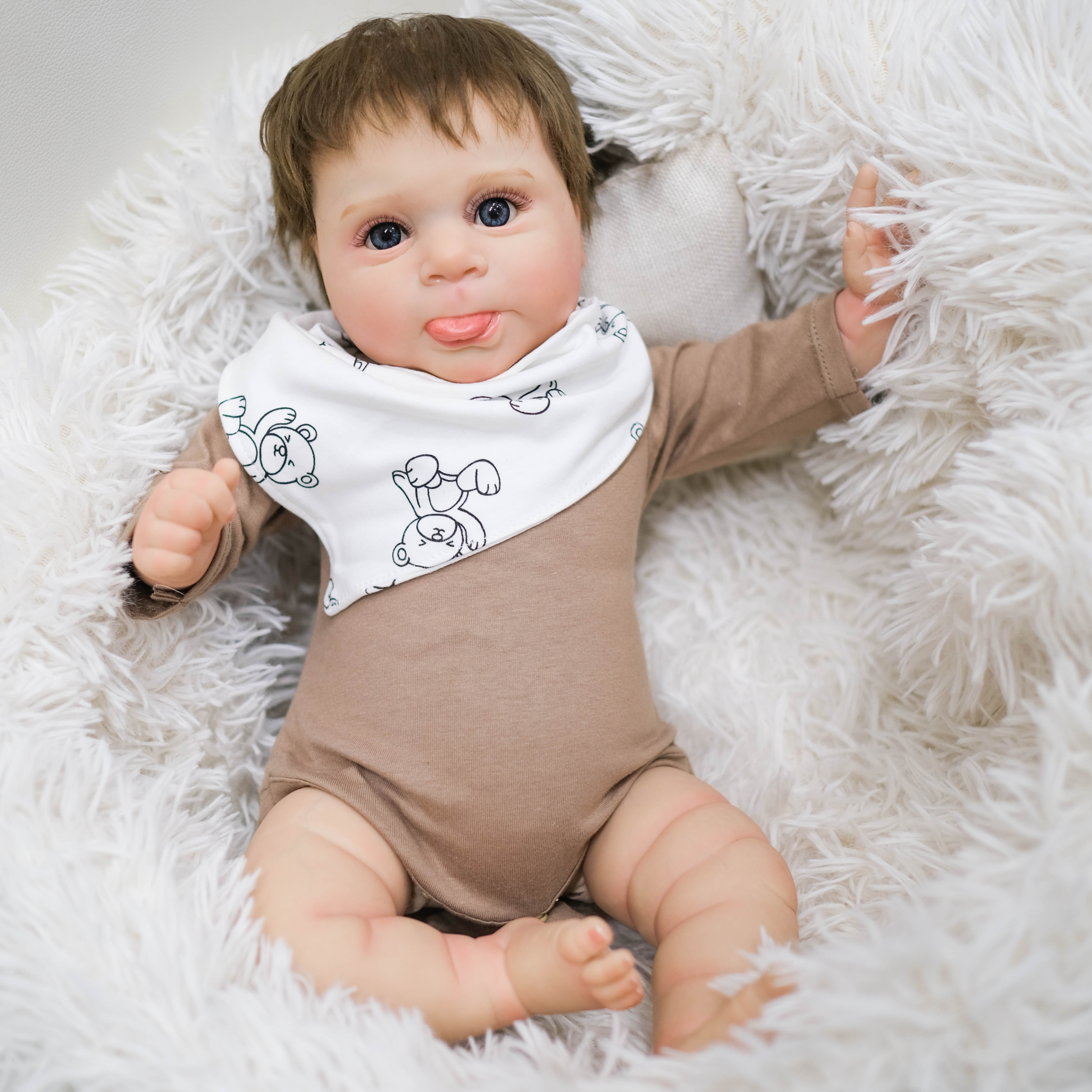 リボーンドール　リアル肌質ベビー