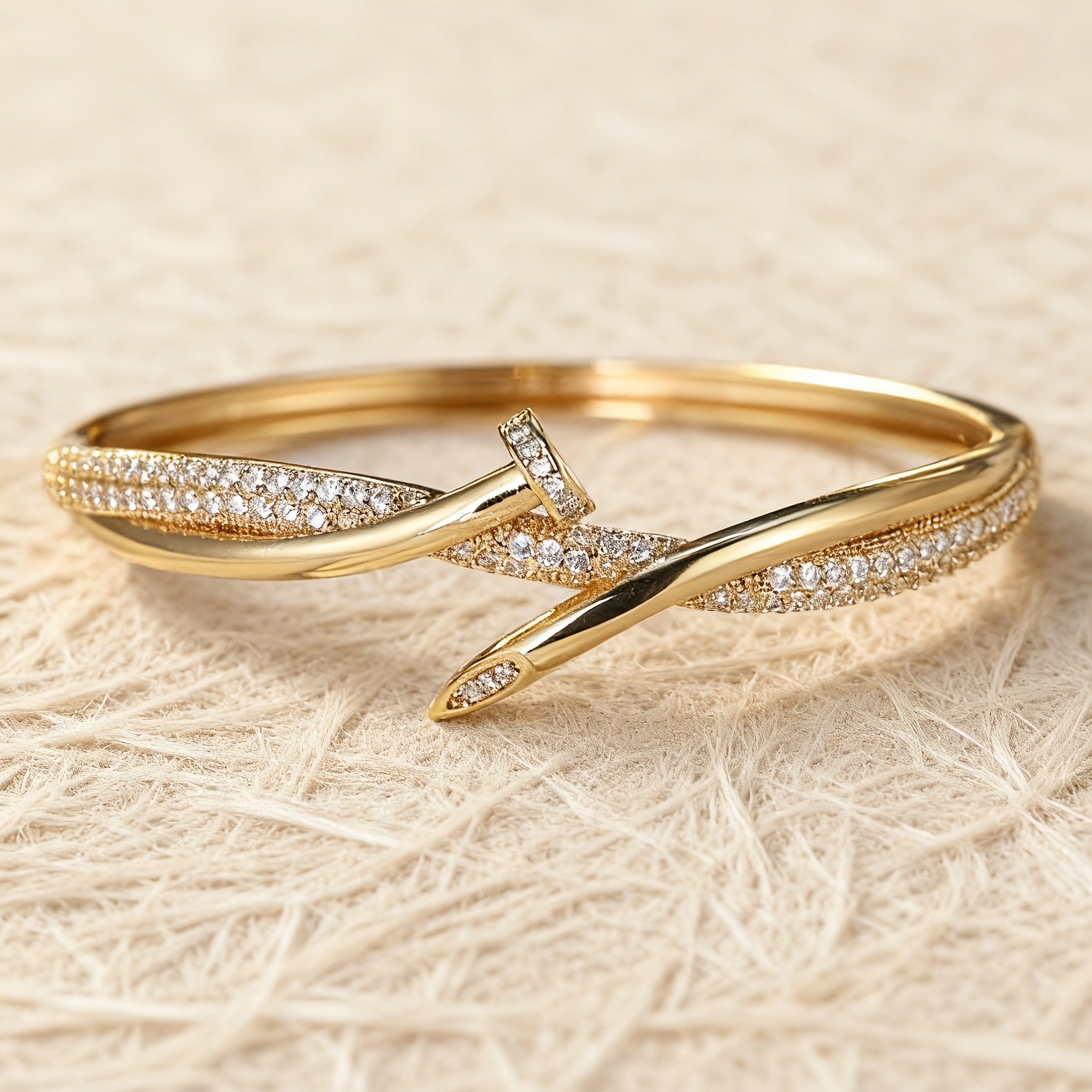 E-shop 1 Stück Cross-Border Neues Minimalistisches Wickel-Nagelarmband, Nischen-Design Hochwertiger Schmuck