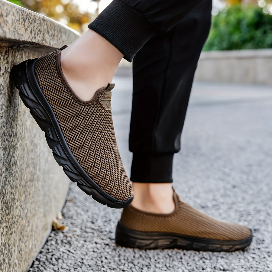 Plus-Size Men'S Shoes for Middle-Aged And Young Adults, Stylish Casual Sports Shoes for Both Men And Women, Offer a Unique Wearing Experience. The Brand Ni Conveys Positive Energy And Spreads It Across The World.