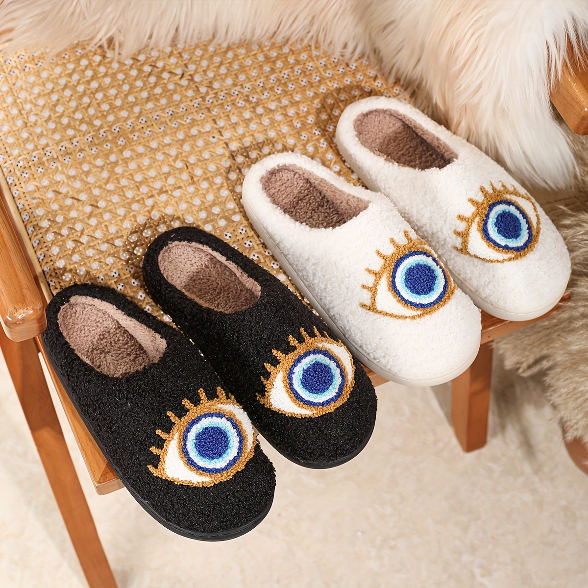 

Fashion Winter Cartoon Eye Warm Indoor Slippers For Women, Thermal Lining Soft Cushioning Floor Slippers, Winter & Autumn