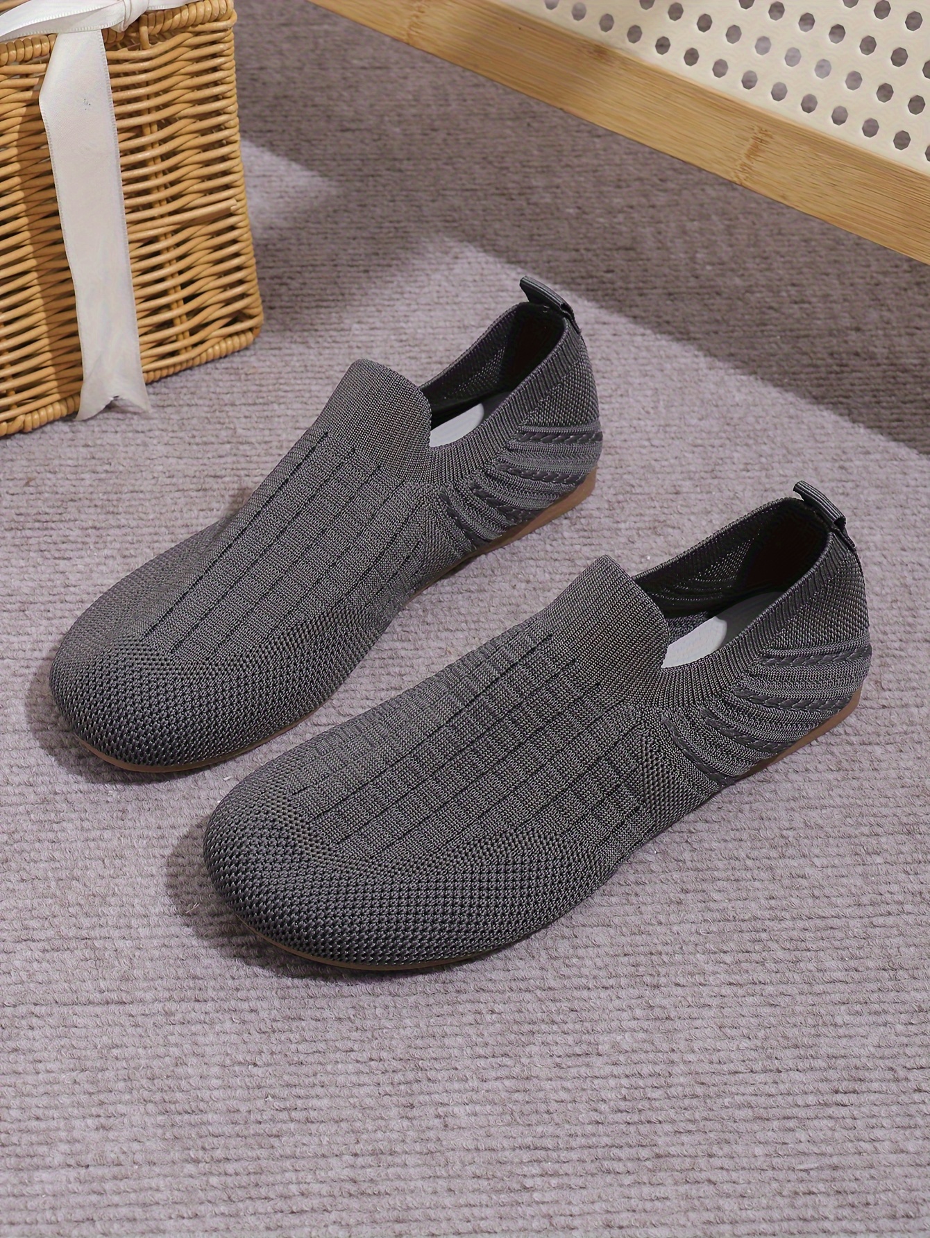 women s knitted flat shoes breathable round toe slip shoes details 11