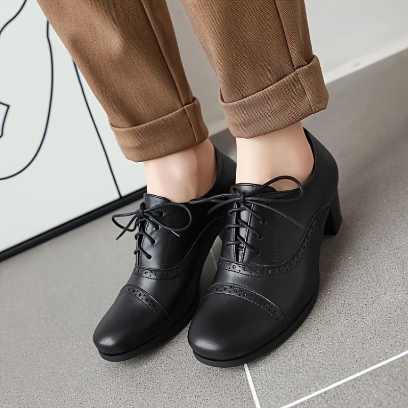 Women’s Chunky Lace Up Vintage Oxfords Dress Pumps