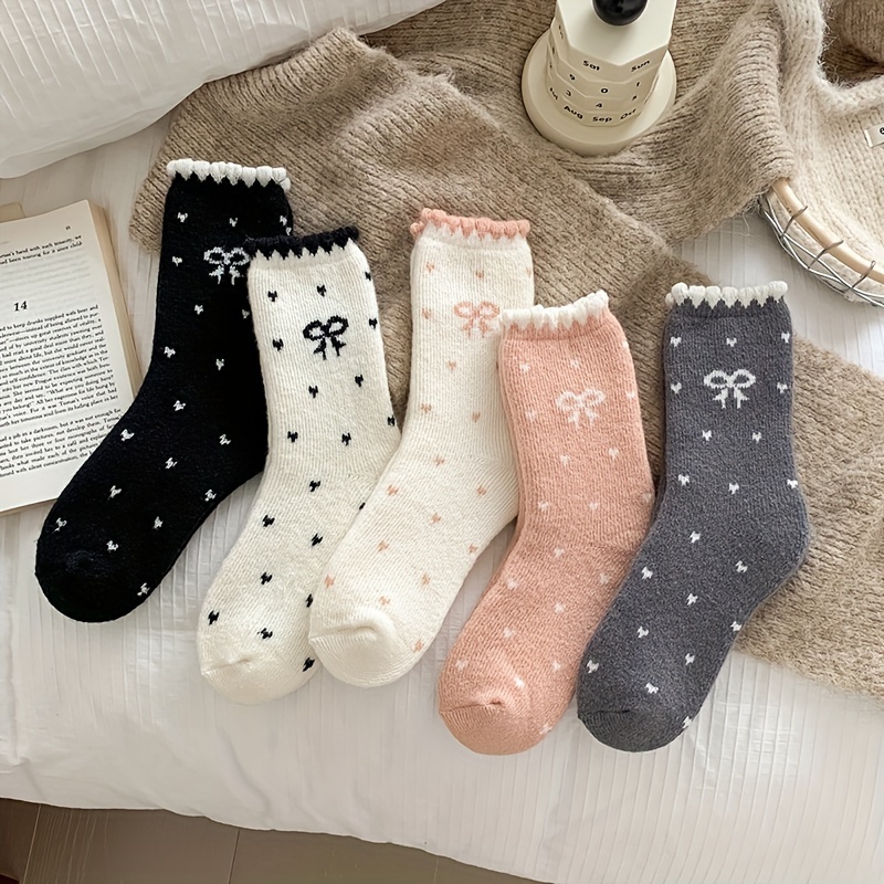 

5 Pairs Women's Mid-calf Socks, Winter Warm Knit Fabric, Polyester 95% Elastane 5%, Pattern, Hand Washable, Sleep Socks With Cute Lace Trim