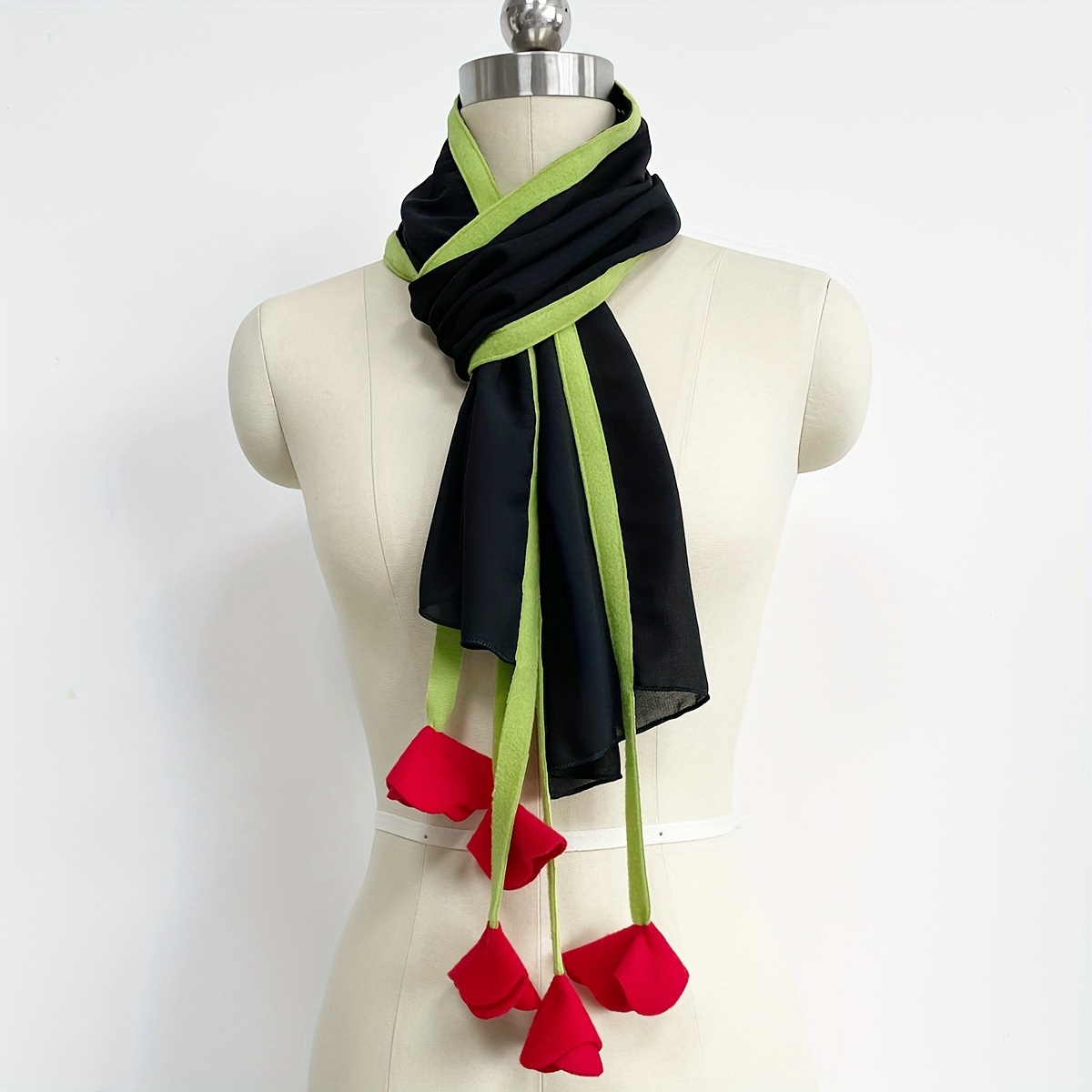 Image of A Women's Instagram-style Spring/autumn Vintage Daily- Fabric Scarf With Red Floral Faux Flowers