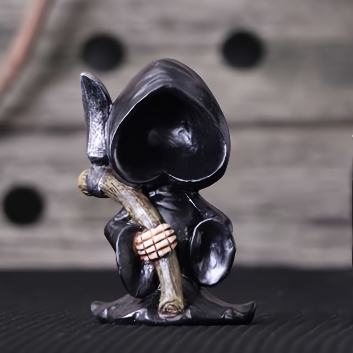 

1pc Resin Reaper Sickle Figurine - Versatile Desktop Decor For Home, Office, And Halloween