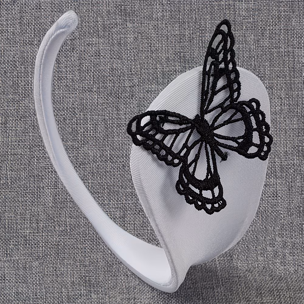 ladies lingerie invisible panties style with decoration low waisted and breathable suitable for any waist size and weight Product details 5