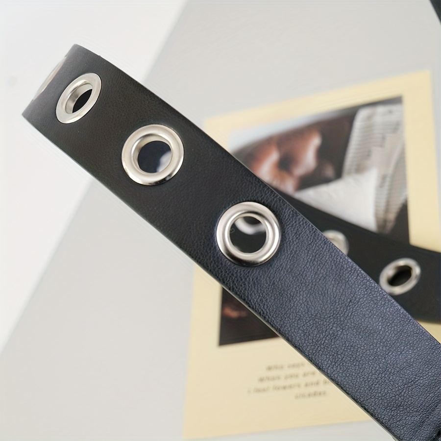 Retro Carved Needle Buckle Belt for Men