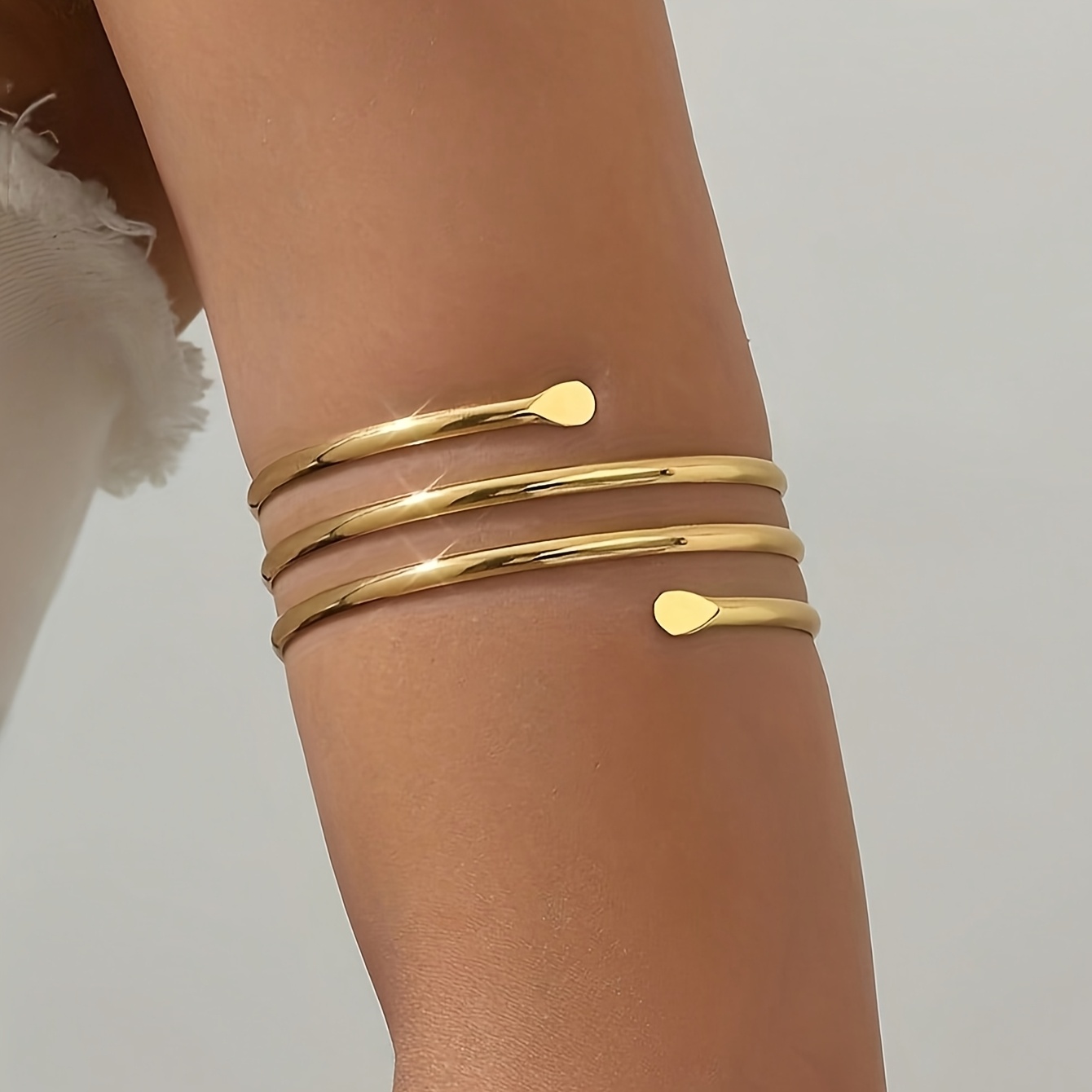TEMU Minimalist Hollow-out Metal Arm Cuff, Geometric Hip-hop Punk Niche Line-wrapped Open Women's Bracelet, Body Jewelry