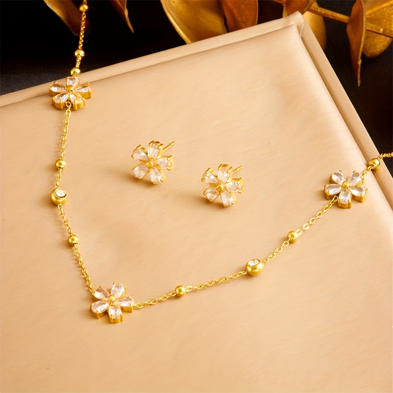 Image of Women's Jewelry Set Stainless Steel Flower Necklace Earring Set Fashionable And Elegant Party Jewelry Gift