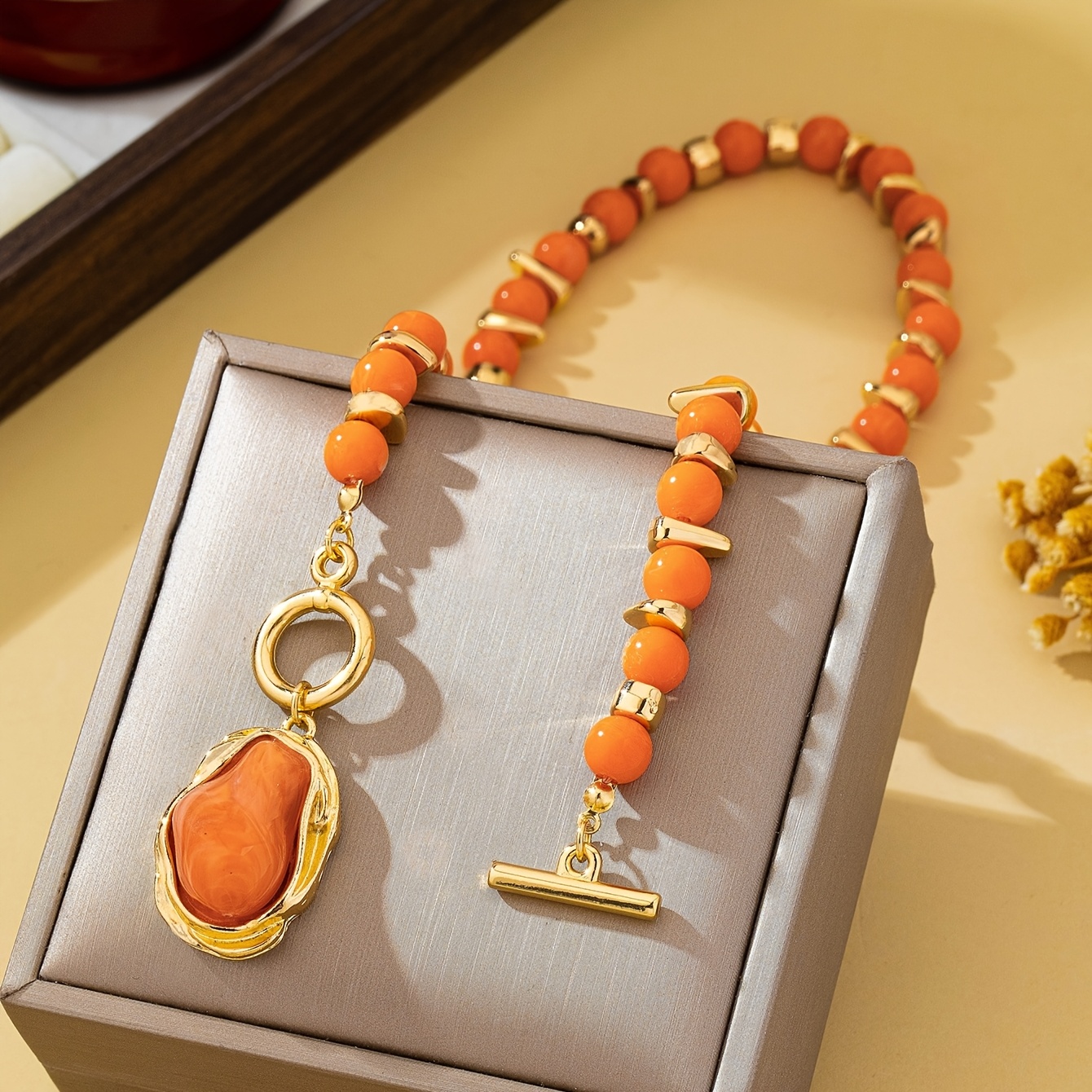 TEMU Collier à pendentif avec perles en acrylique de style , adapté pour , les fêtes et d'année pour femme