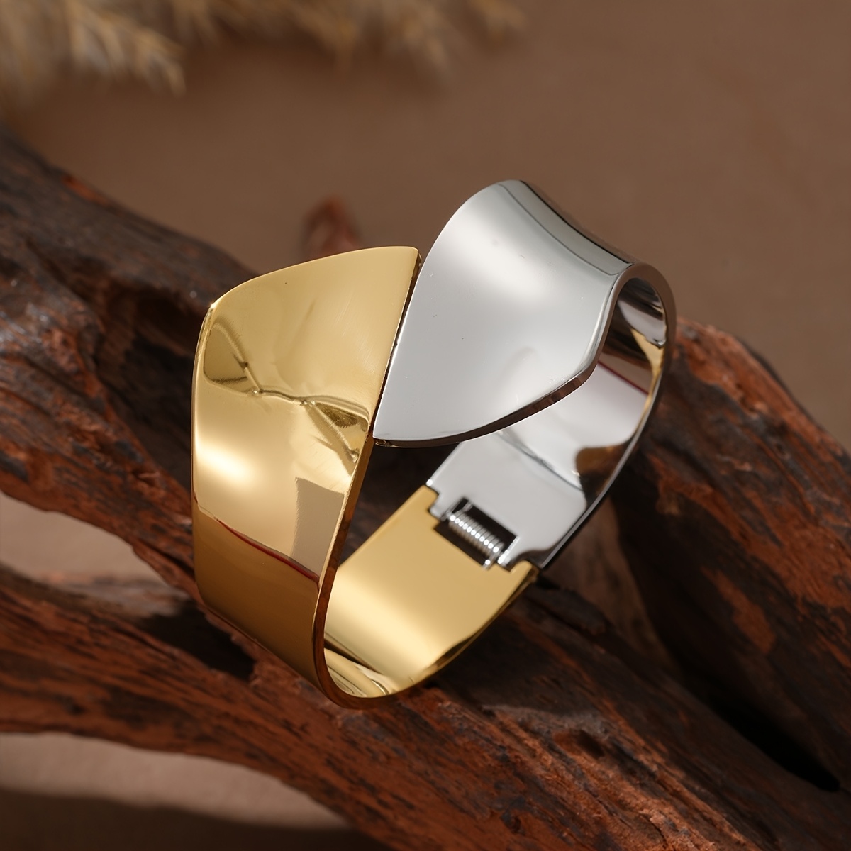 Women's Hypoallergenic Durable Stainless Steel Bracelet