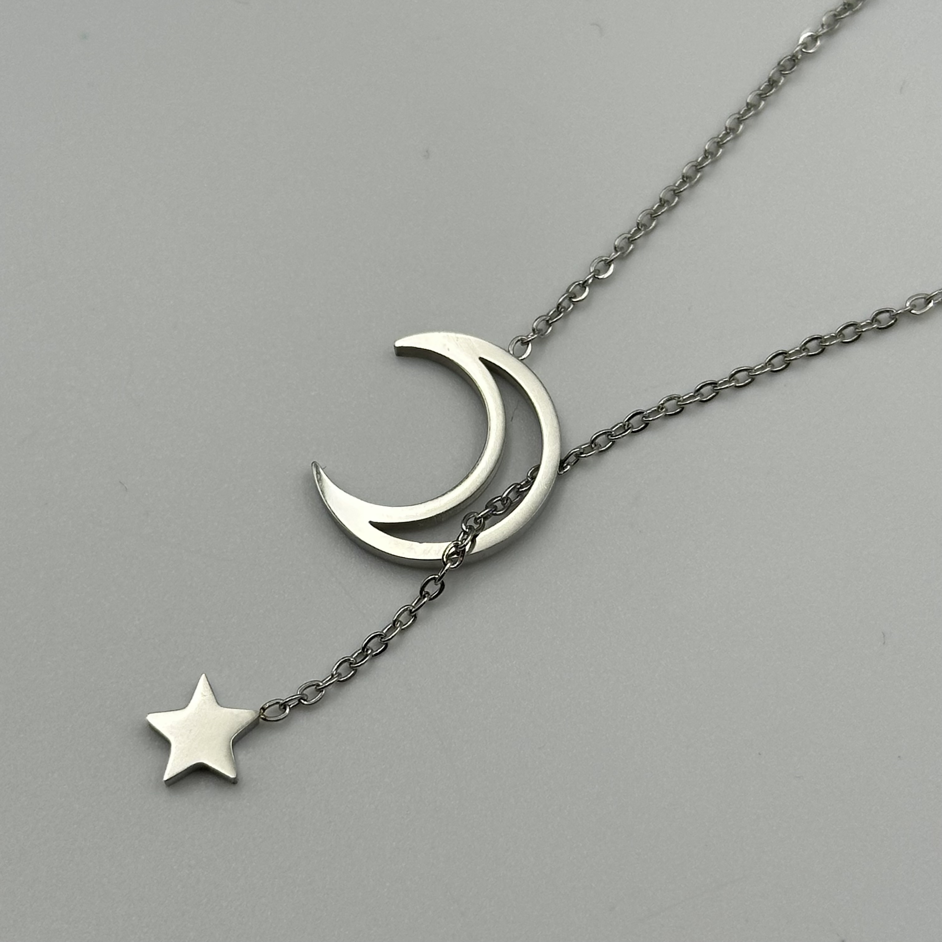 

Moon And Star Necklace Crystal Star Moon Tassel Necklace Rhinestone Star Necklace Silver Crescent Pentagram Fringe Pendant For Women Party Statement Jewelry Accessories