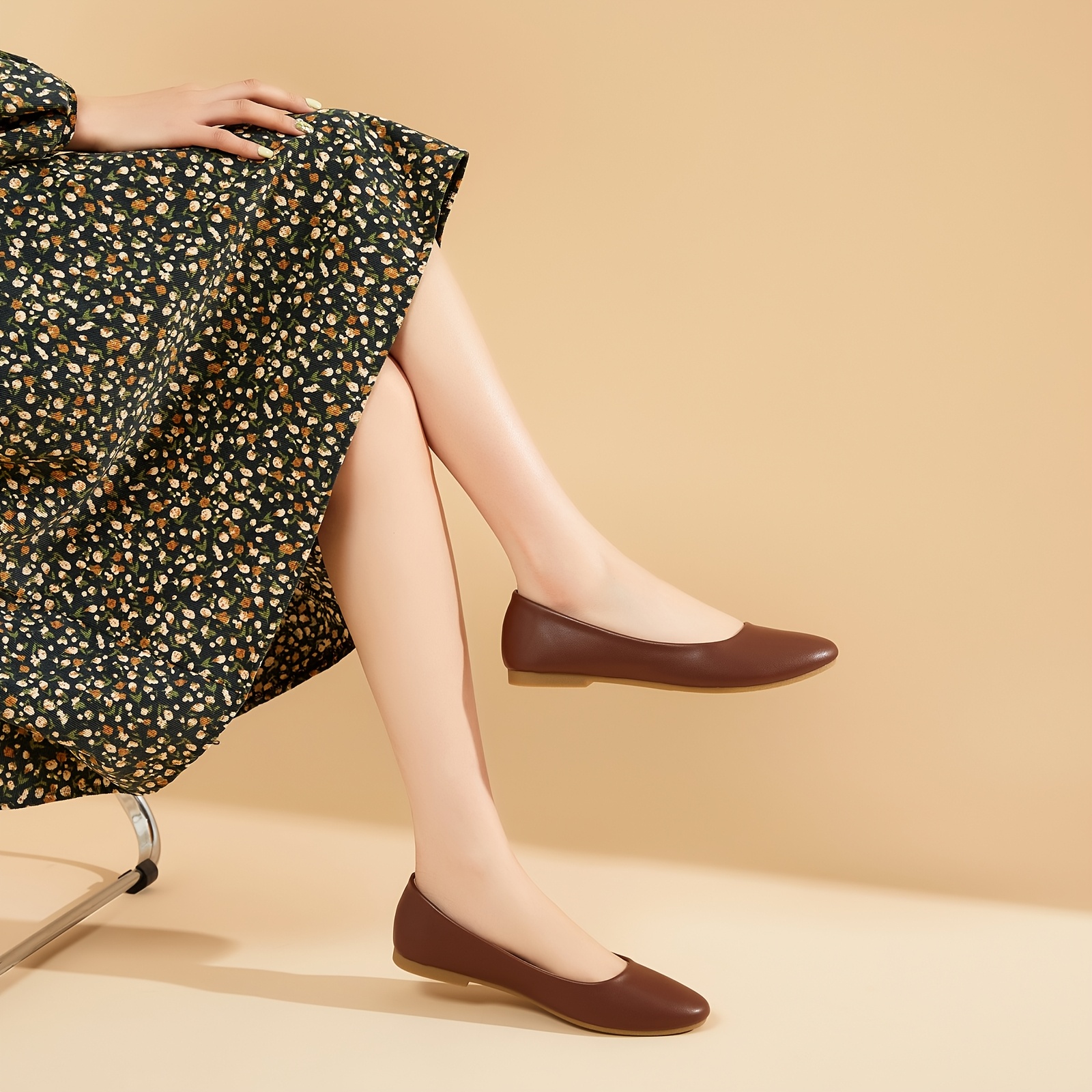 Women’s Fashion Flats 9