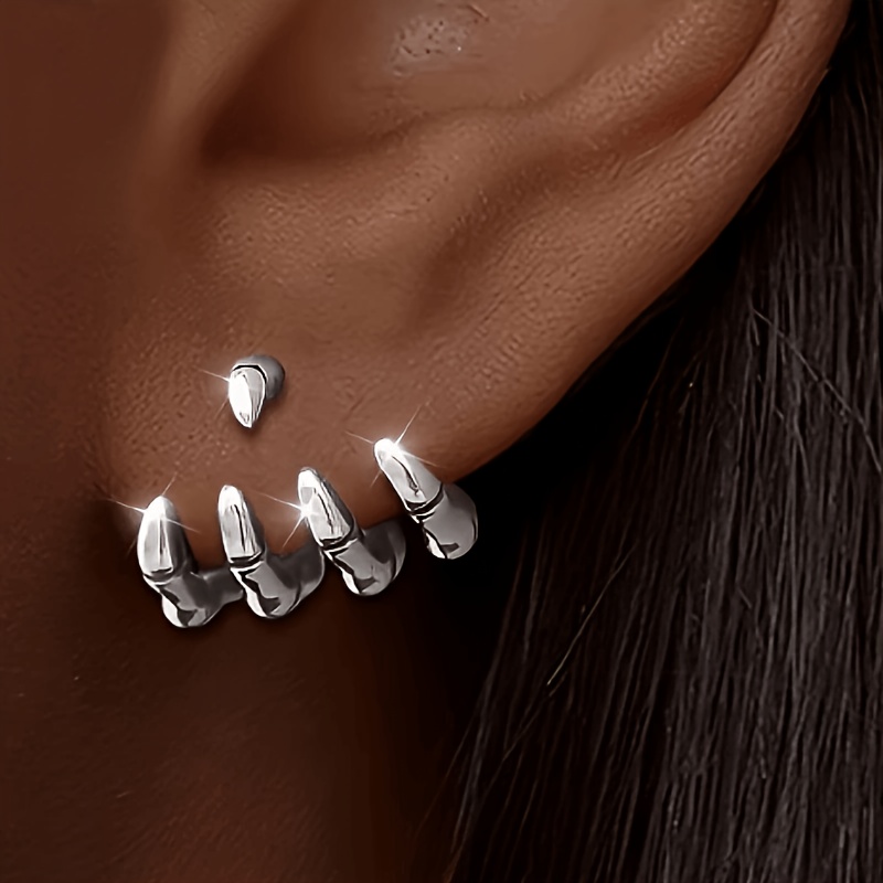 1 Pair Women's Gothic Bone Earrings - Handmade Skull & Hand Bone, Hypoallergenic Suitable For Halloween Party, Minimalist Four-claw Bone Ear Studs For Daily Wear, Elegant Gift
