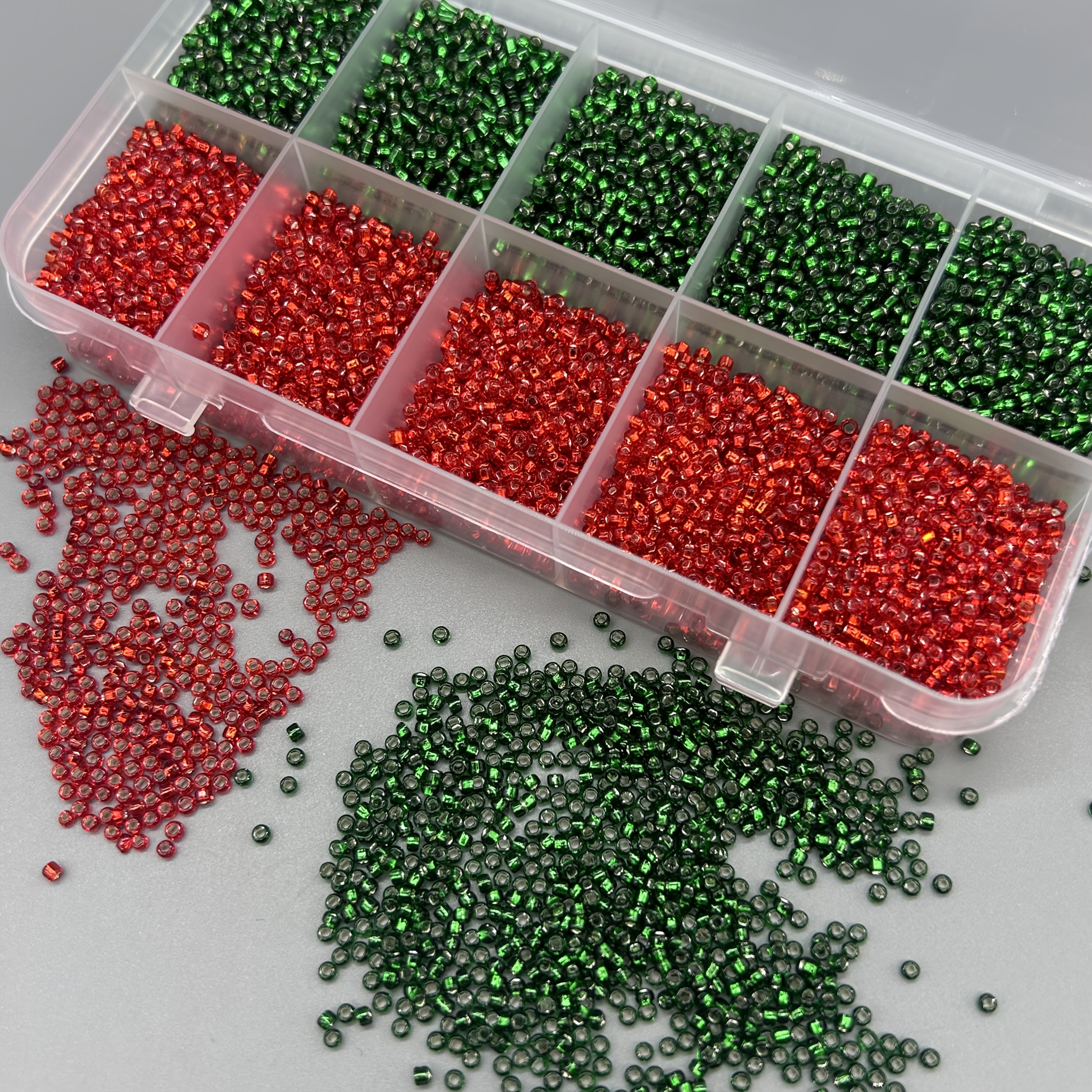 TEMU Glas rocailles van 2mm, kerstrood en -groen, ongeveer 6500 stuks per doos, accessoires voor het maken van sieraden, onderdelen voor doe-het-zelf