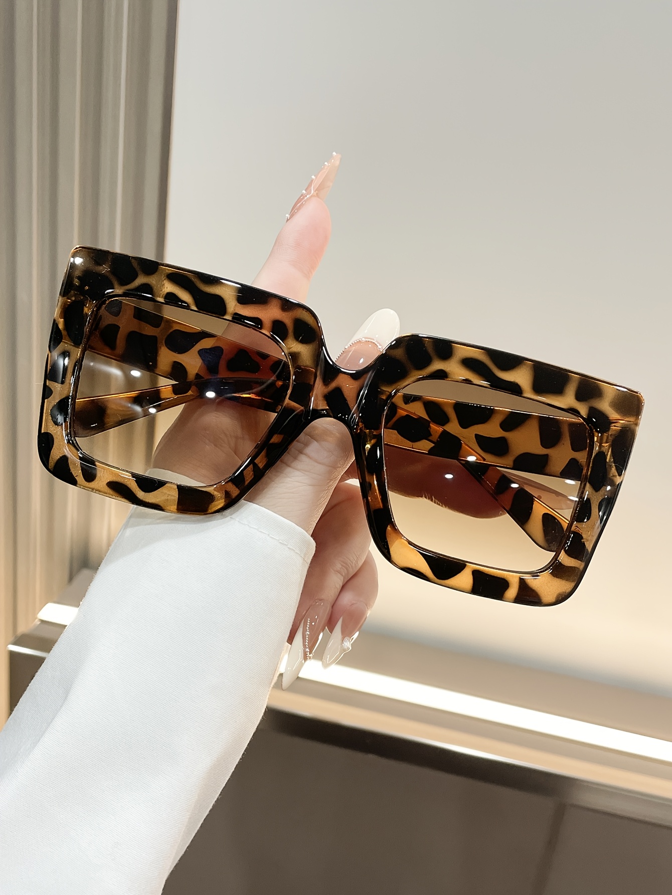 1pc vintage leopard print rectangular large frame womens  display picture 1