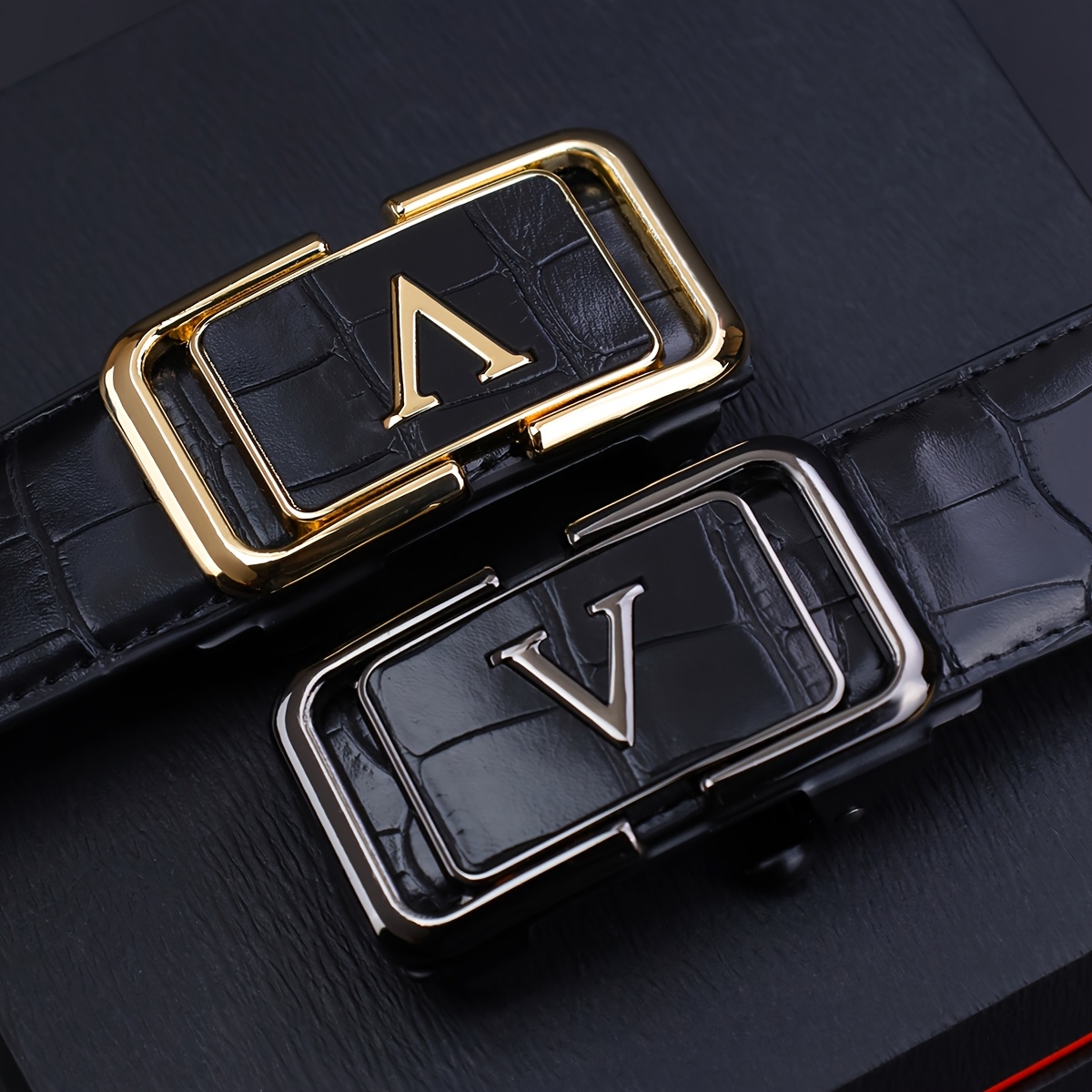 Ceinture Homme Luxe Boucle Automatique Ceinture pour hommes haut de gamme avec boucle automatique. Une ceinture élégante pour homme, adaptée aux occasions professionnelles, dégageant un charme séduisant. C