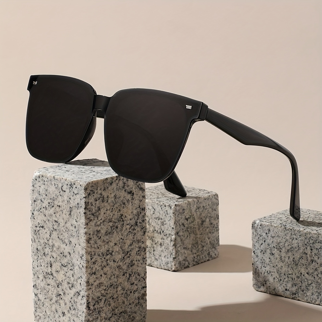 1 Pair Unisex Trendy Classic Geometric Frame Glasses, Suitable For Face Shapes And Clothing Matching, Daily Use
