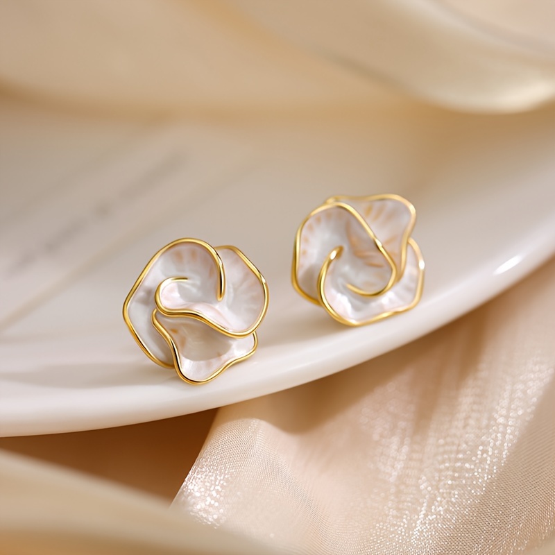 Elegant Camellia Flower Stud Earrings, Vintage Style, Alloy with 925 Silver Ear Post, Women's Fashion Jewelry, All-Season Accessory for Daily & Vacation Wear