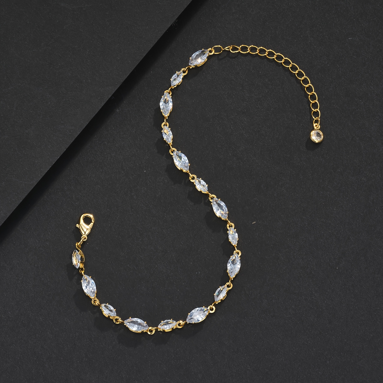 Stylish Oval Versatile Bracelet, Perfect for Gifting