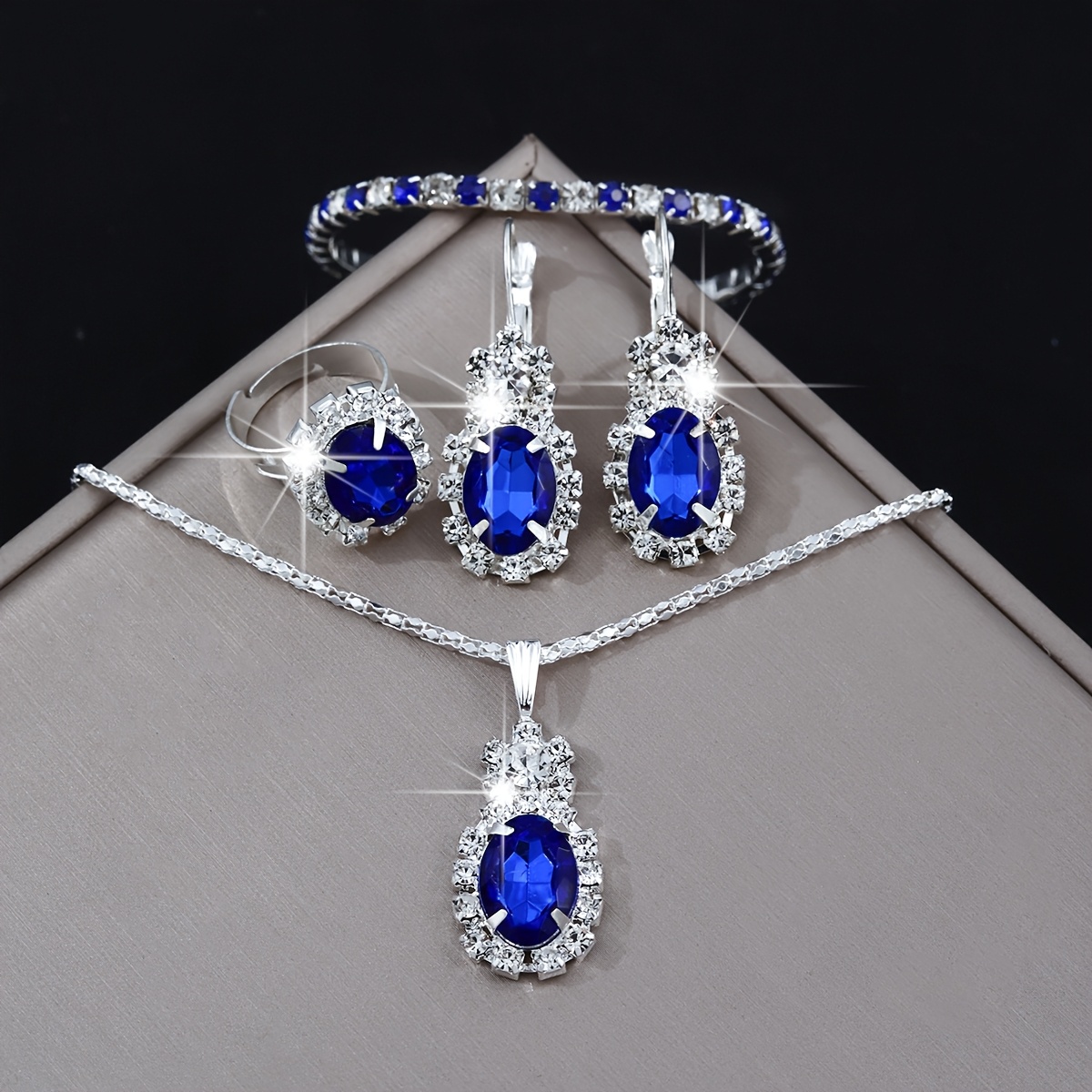 Image of 5pcs Fashion Women's Egg-shaped Design Stainless Steel Rhinestone Jewelry Set Necklace Bracelet Earrings Ring Combination Set As A Holiday Gift For Her