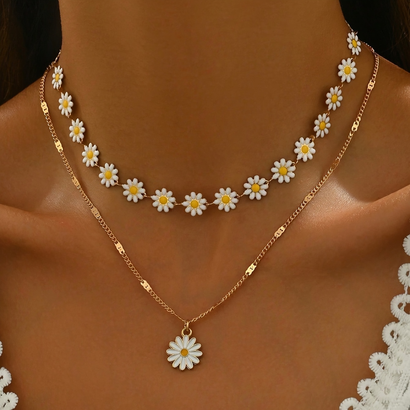 Image of 2pcs New Women's Bohemian Daisy Flower Necklace, A Stylish Classic Handmade Chain Jewelry, Perfect For Daily Wear, Vacations, , And Photo Decorations