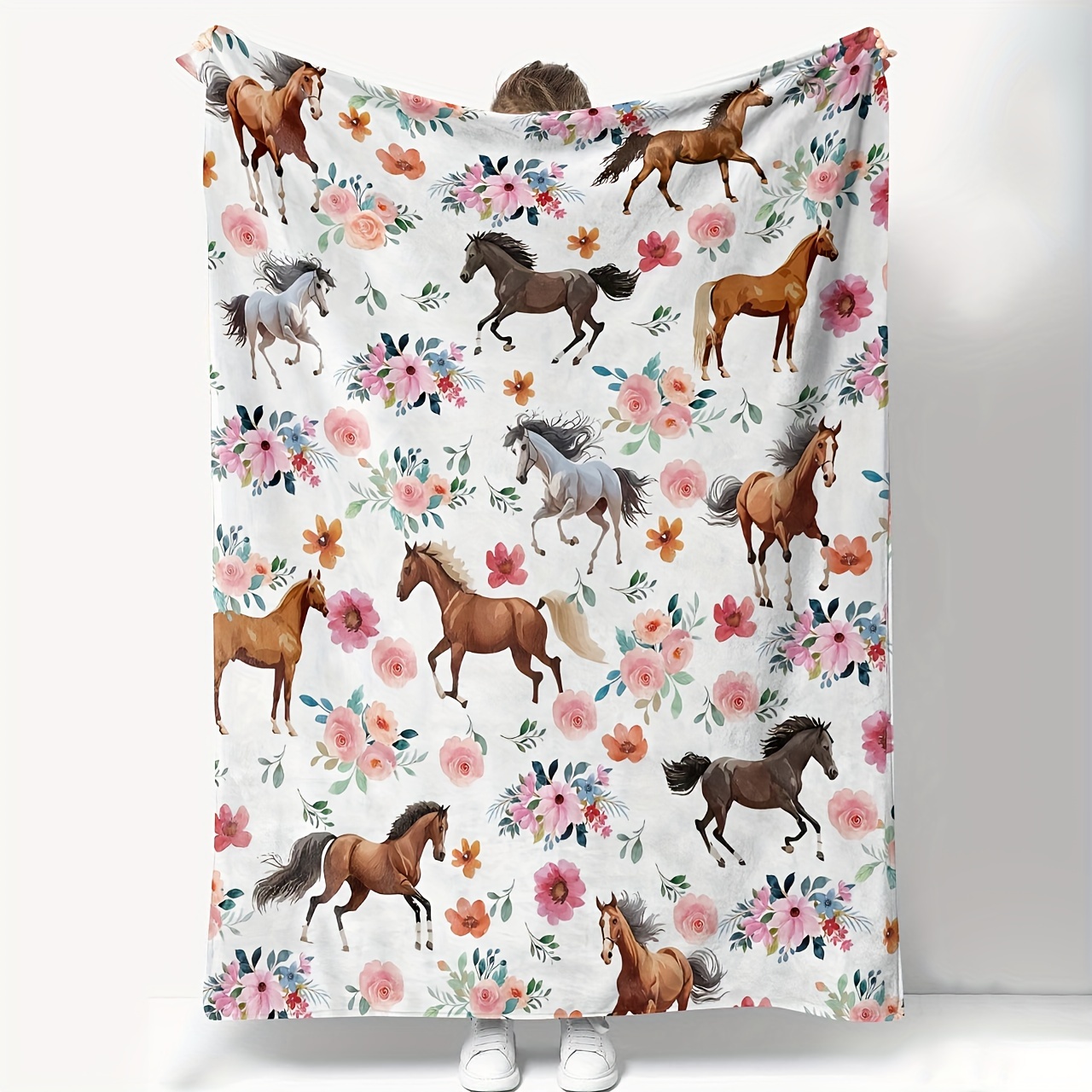 

1pc Floral Horse Print Soft Throw Blanket, Flannel Fleece Blanket, Cozy Gift For Friends