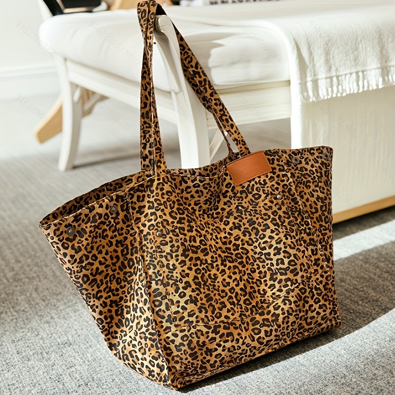 borsa a tracolla in nylon stampa leopardata retrò donna - Italy