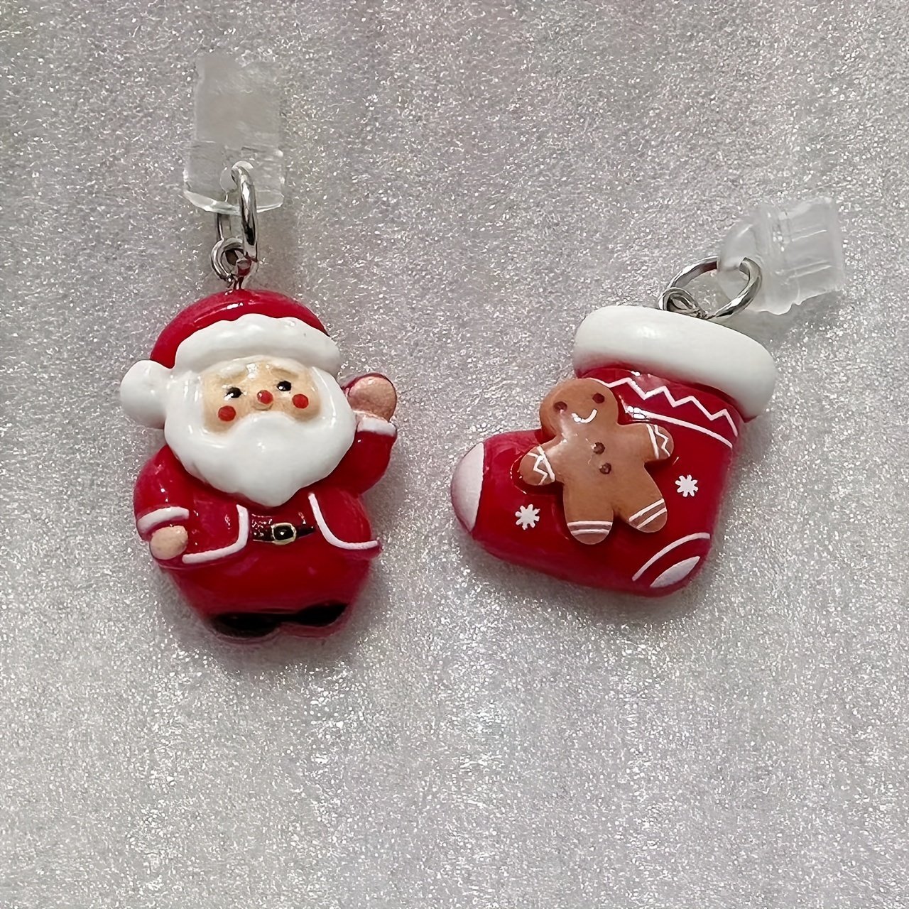 

1pc Christmas Resin Phone Charm Dust Plug - Santa Claus And Gingerbread Man Stocking Style Cell Phone Decoration