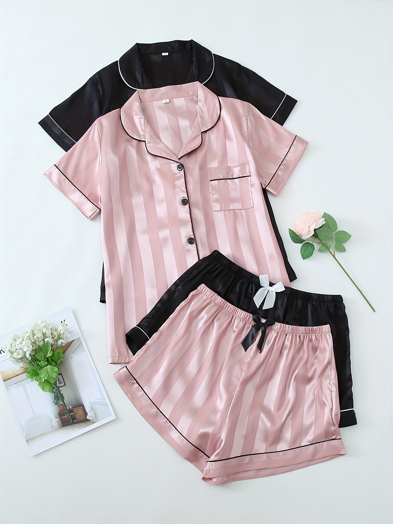 imagen del artículo conjunto de pijama casual de   a rayas para mujer, con camisa de manga corta y botones con   y pantalones cortos,     y  