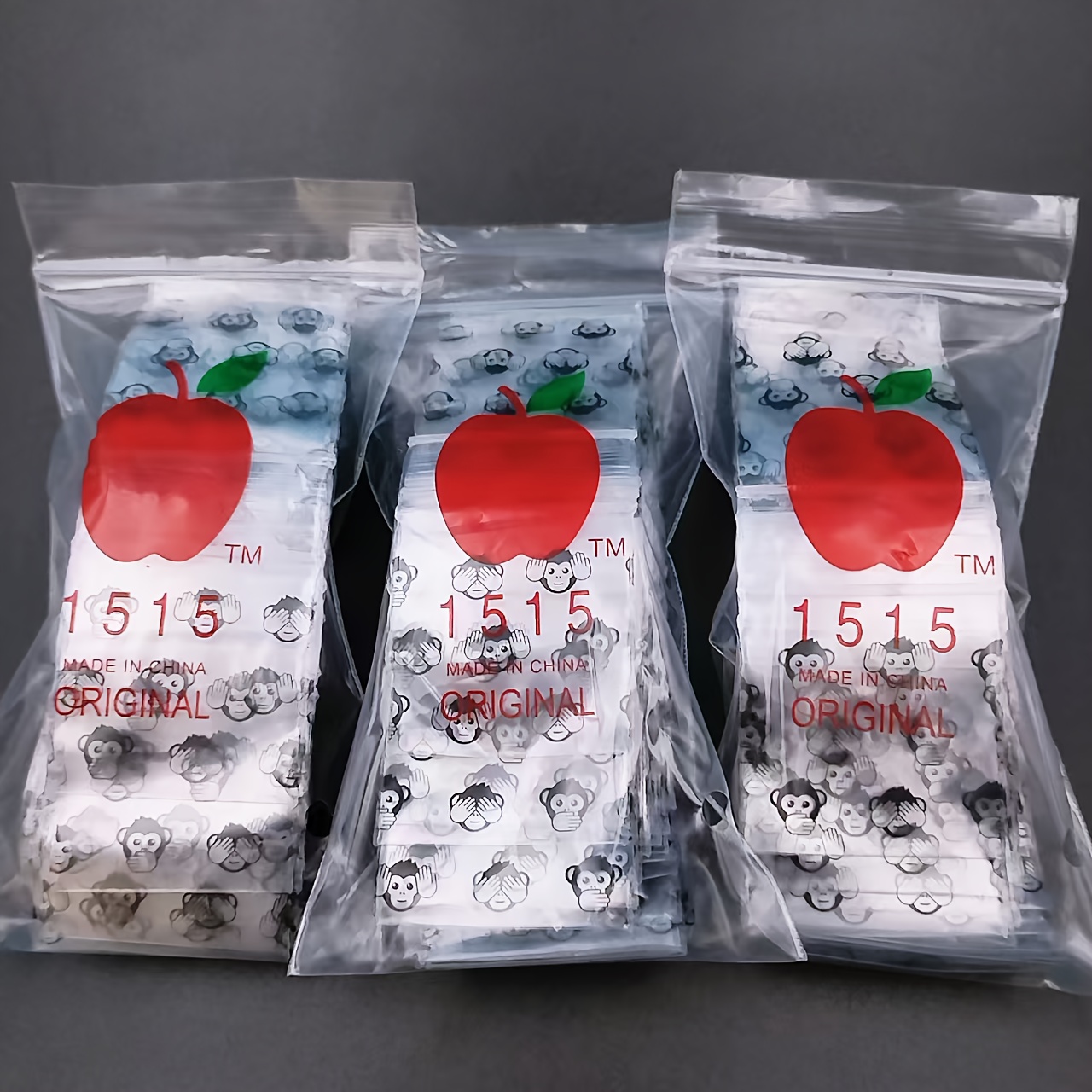 E-shop 3 Packungen mit je 300 Stück Mini-Selbstverschließbeutel aus Kunststoff, 3,8M/1,5 Zoll * 3,8Cm/1,5 Zoll dick. Niedliche Cartoon-Geschenkbeutel,