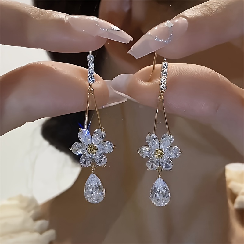 

Exquisite Flower Droplet Shape Full Shiny Rhinestone Inlaid Dangle Earrings Elegant Luxury Style Banquet Earrings