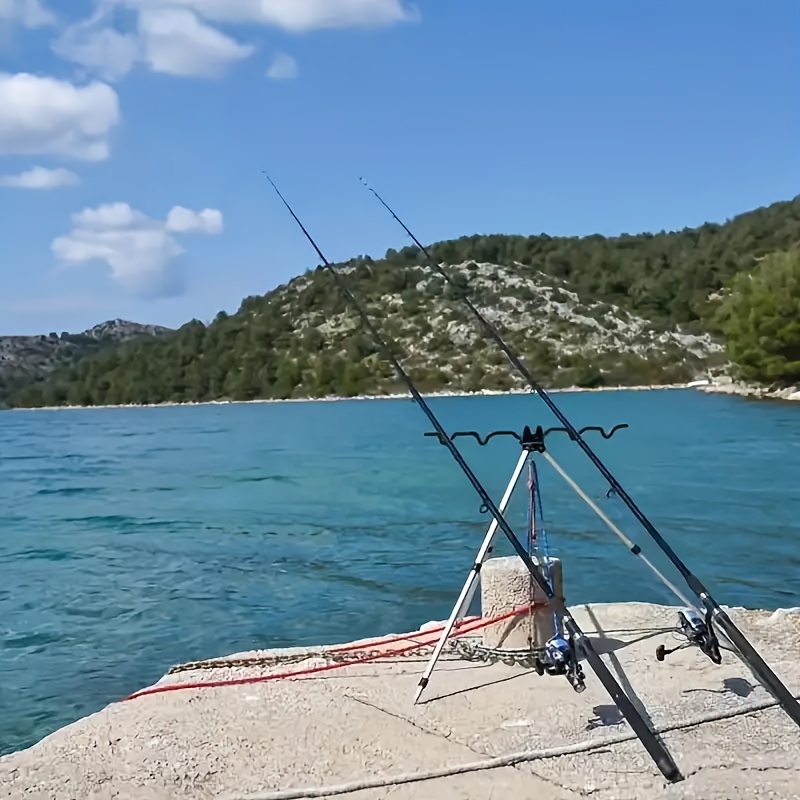 

Support de Canne à Pêche en d'Aluminium - Support Télescopique Réglable avec Bouchon de Sol, Design Triangulaire pour Long, Idéal pour la Pêche en Mer sur des Rives